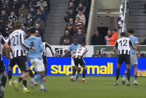 1772930279108023238.gif m2.gif